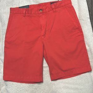 Size 32 Men's Vineyard Vines Outlet Shorts. 9 inch inseam
